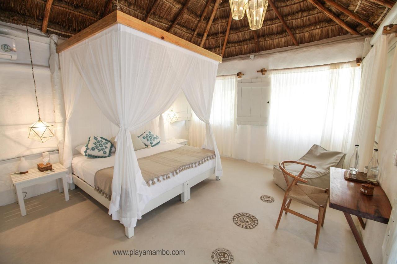 Playa Mambo Eco Cabanas Hotell Tulum Exteriör bild