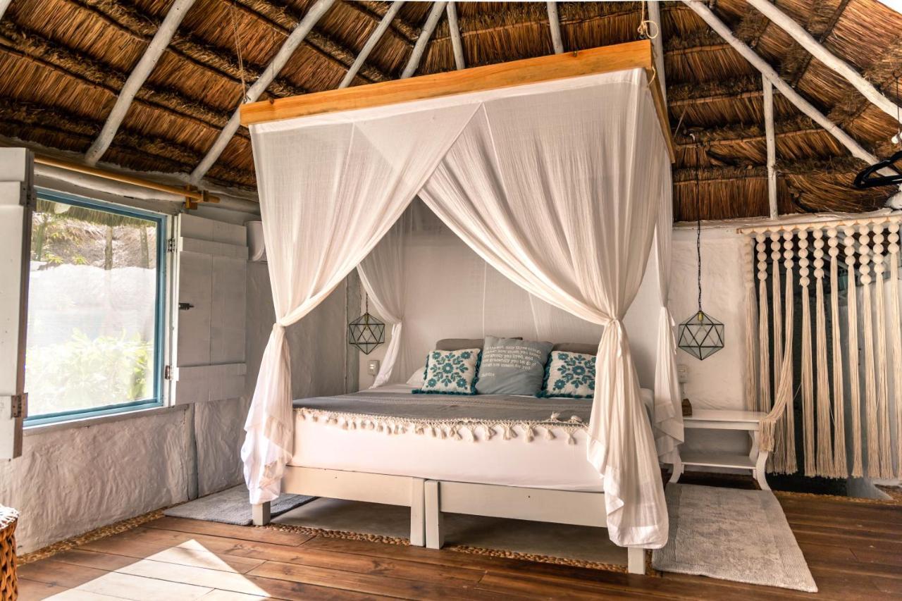 Playa Mambo Eco Cabanas Hotell Tulum Exteriör bild